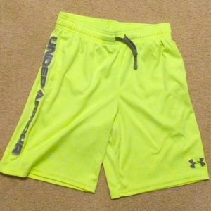 🌼SALE 3 for $18🌼 Under Armour boy’s shorts